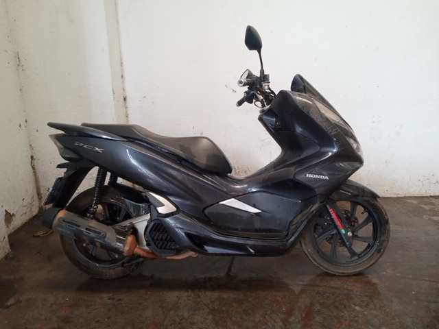 Lote 049 - HONDA PCX 150 2020/2021