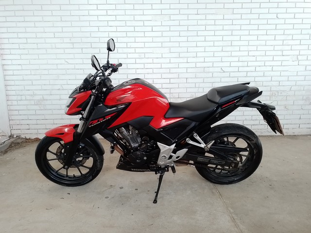 LOTE 013 CB300F TWISTER ABS 2023/2024