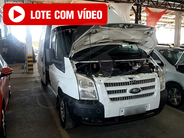 LOTE 009 - Ford Transit 350L TA Furgão 2013