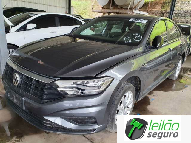 LOTE 015 VOLKSWAGEN/JETTA R-LINE 250 1.4 16V TSI TURBO 2019