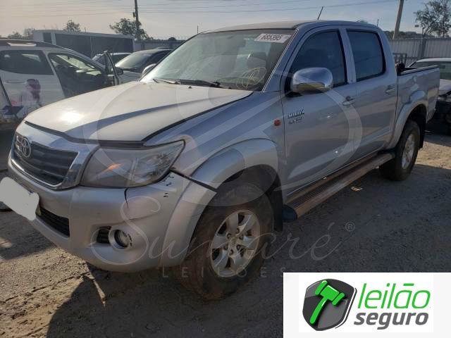 LOTE 019  TOYOTA/HILUX CD SR 2.7 16V VVT-I 2014