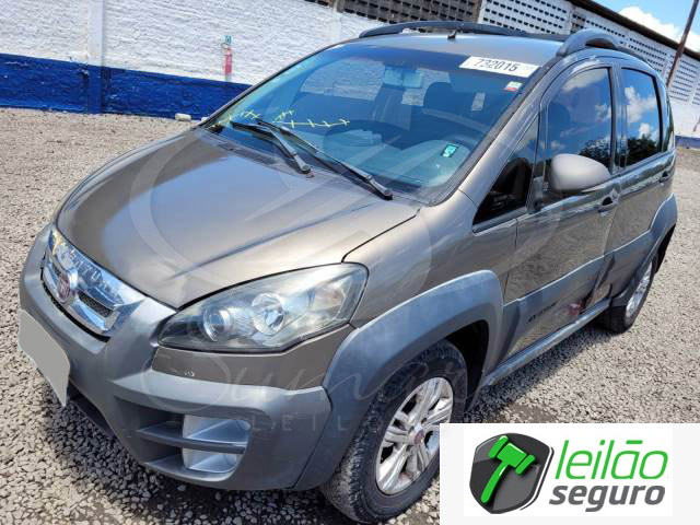 LOTE 027 FIAT/IDEA ADVENTURE 1.8 16V E.TORQ 2013