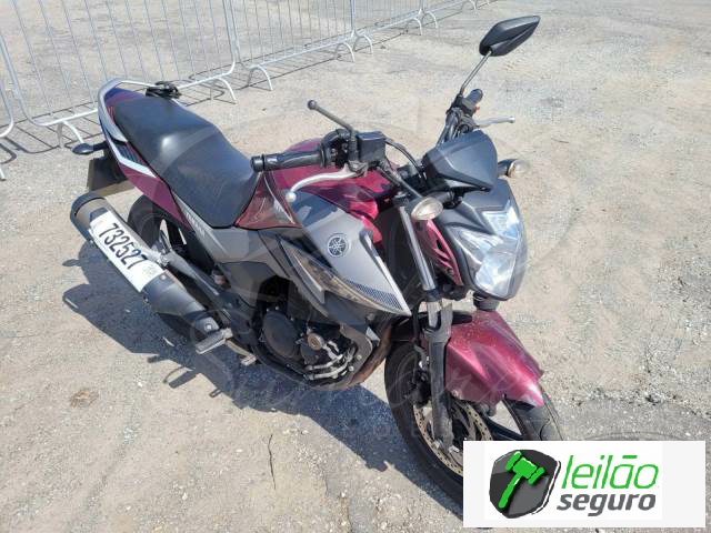 LOTE 013/FAZER 250 BLUEFLEX 2017